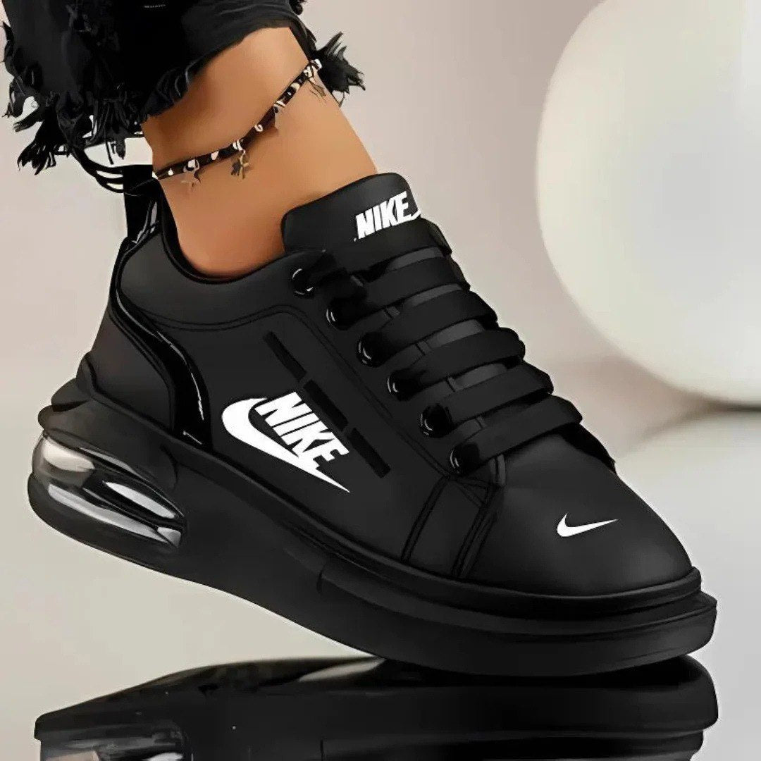 ✨ Nike Air Street